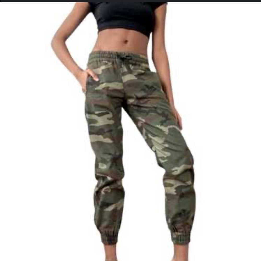 TNA Camo Joggers - Green and Brown Women’s Casual Sweatpants Size Small